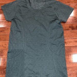 Lululemon Swiftly T-shirt